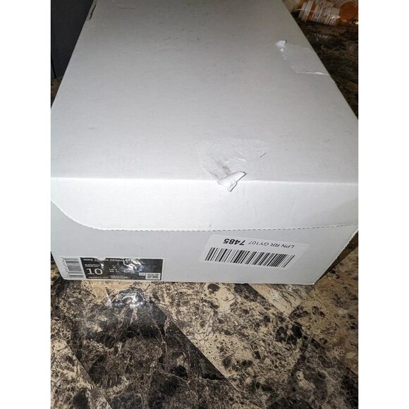 NWB - Size 10 Mens - Nike ZoomX Zegama Trail Black White - Picture 4 of 7